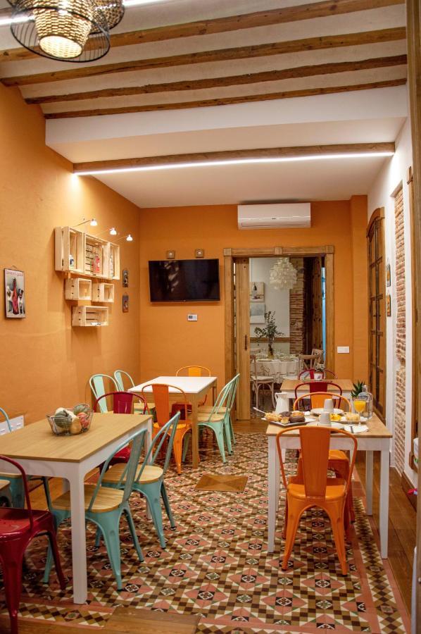 La Casa Del Medico Hosteria Rural Urda ภายนอก รูปภาพ